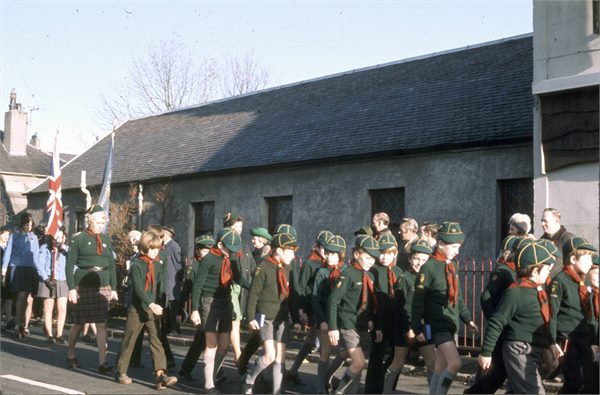 Parade 2