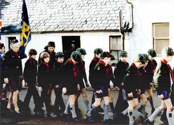 Parade 4